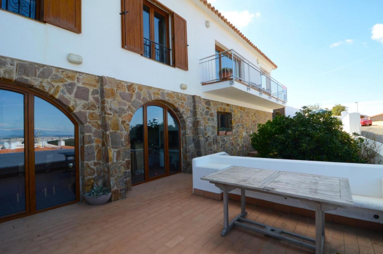 Villa Garbinell L' Escala Bagian luar foto